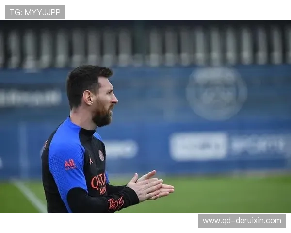 梅西重返巴萨引发全球热议 球迷期待新赛季球队重建与辉煌